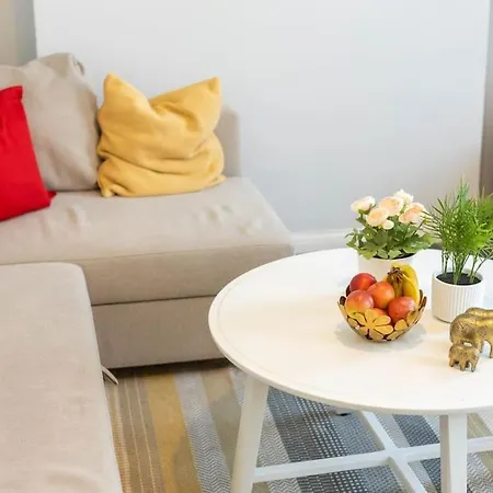 Sofa Bed, Wi-fi, Central, Long Term Discounts * בריסטול